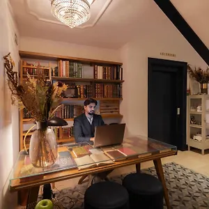 Almaria - Ex Libris | Chiado Apartamento Lisboa